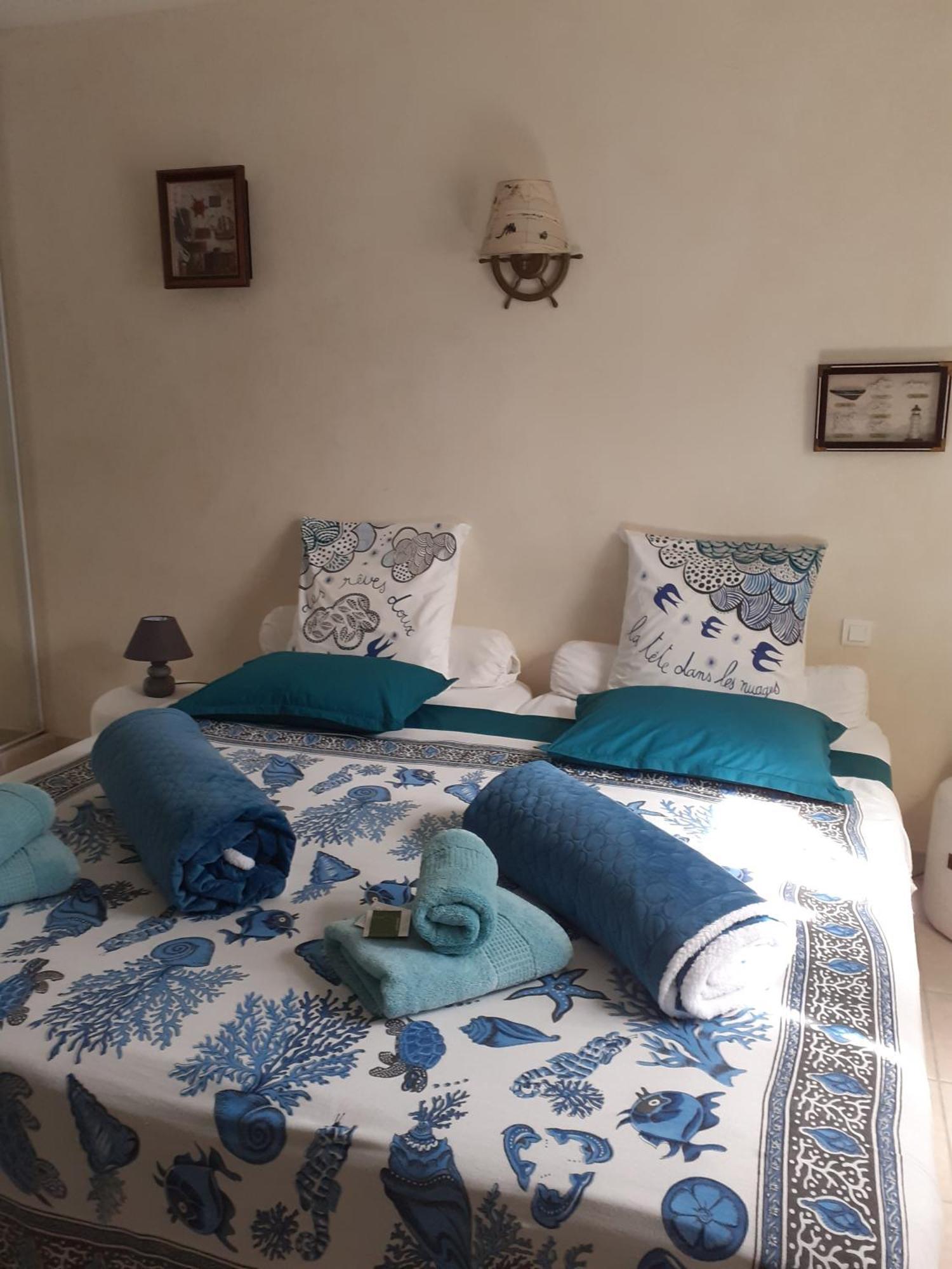 La Maison De Jenny Bed & Breakfast Montauroux Eksteriør bilde